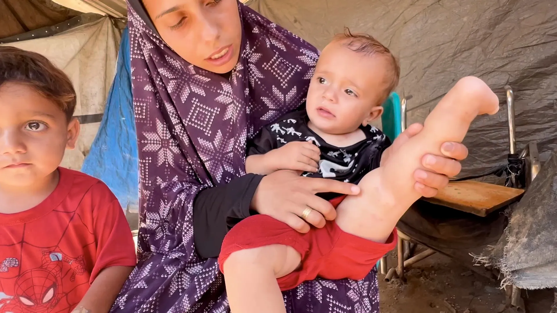 معاناة الطفولة في غزة: أرواح تتشكل وسط الدمار