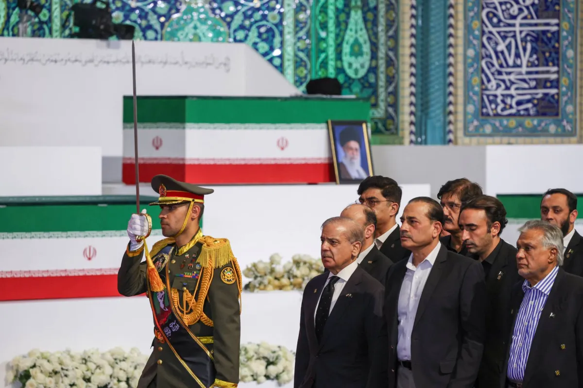وقائع تاريخية في طهران خلال وداع خامنئي