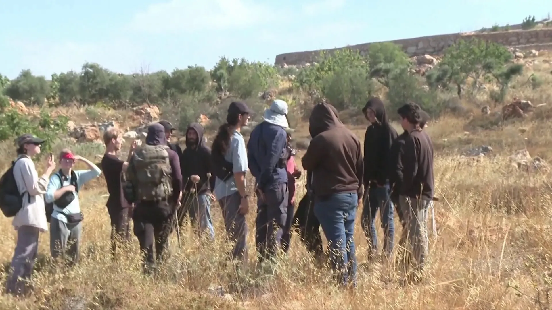 تصاعد اعتداءات المستوطنين على الفلسطينيين في أبو فلاح