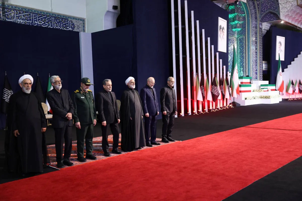 توافد وفود من حزب الله وحماس لتشييع المرشد الإيراني السابق