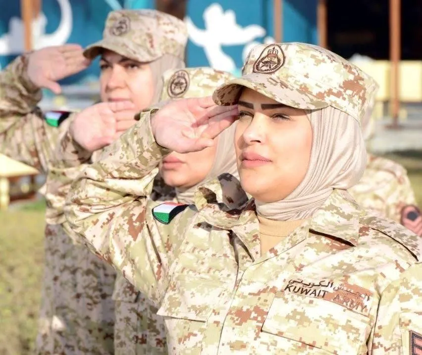 فتح باب التطوع للنساء في الجيش الكويتي يعكس خطوات جديدة نحو المساواة
