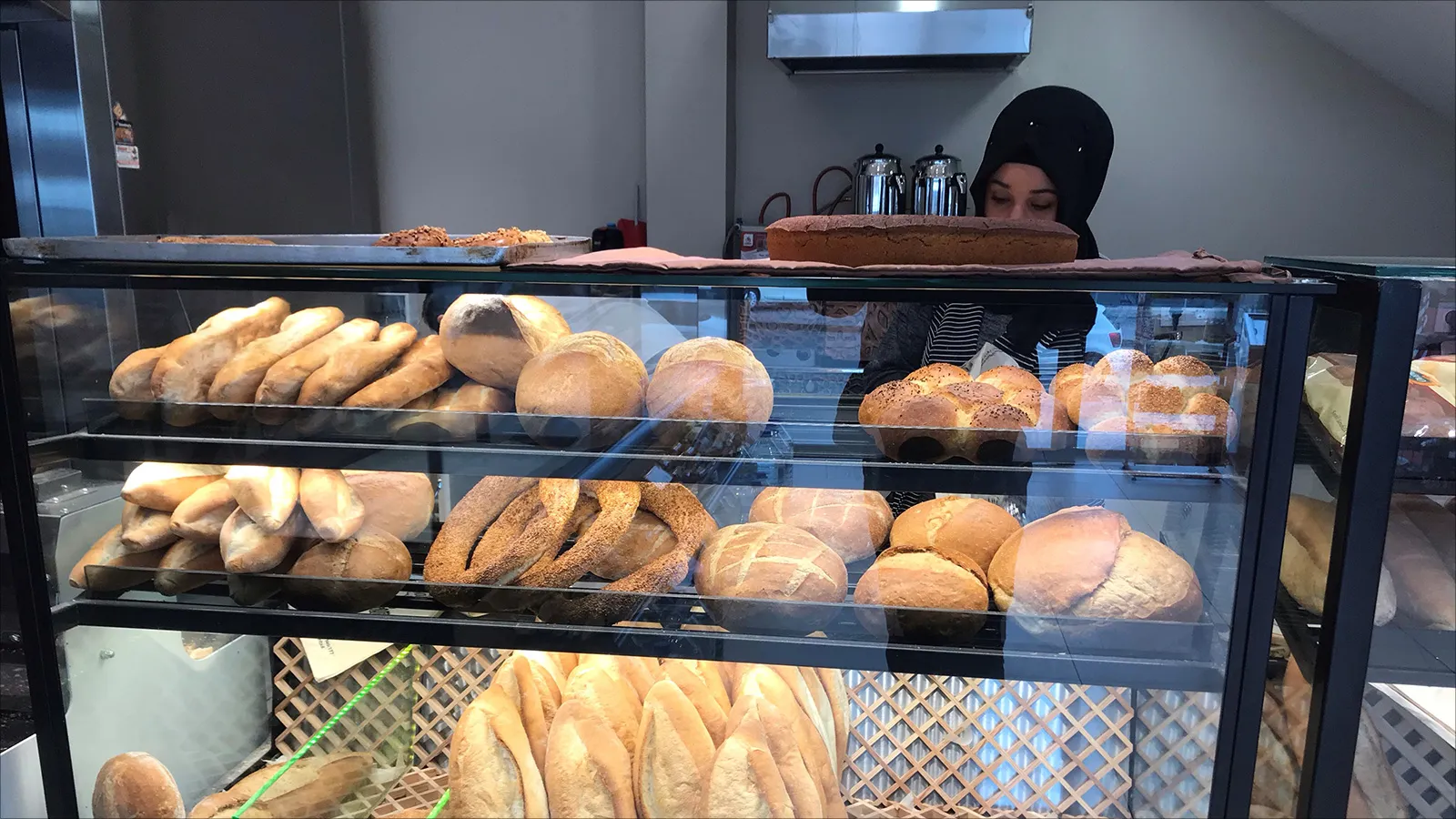 أسطورة الخبز الأبيض: هل هو حقا العدو الغذائي الأبرز؟