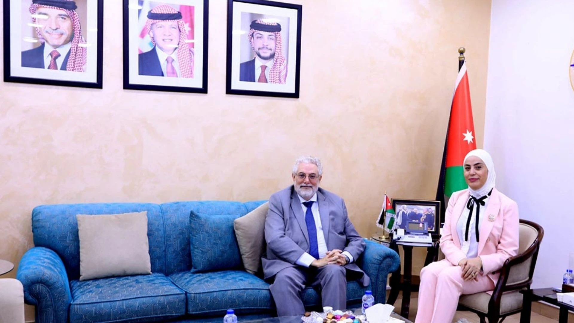 تعزيز التعاون الاجتماعي بين الأردن وإسبانيا