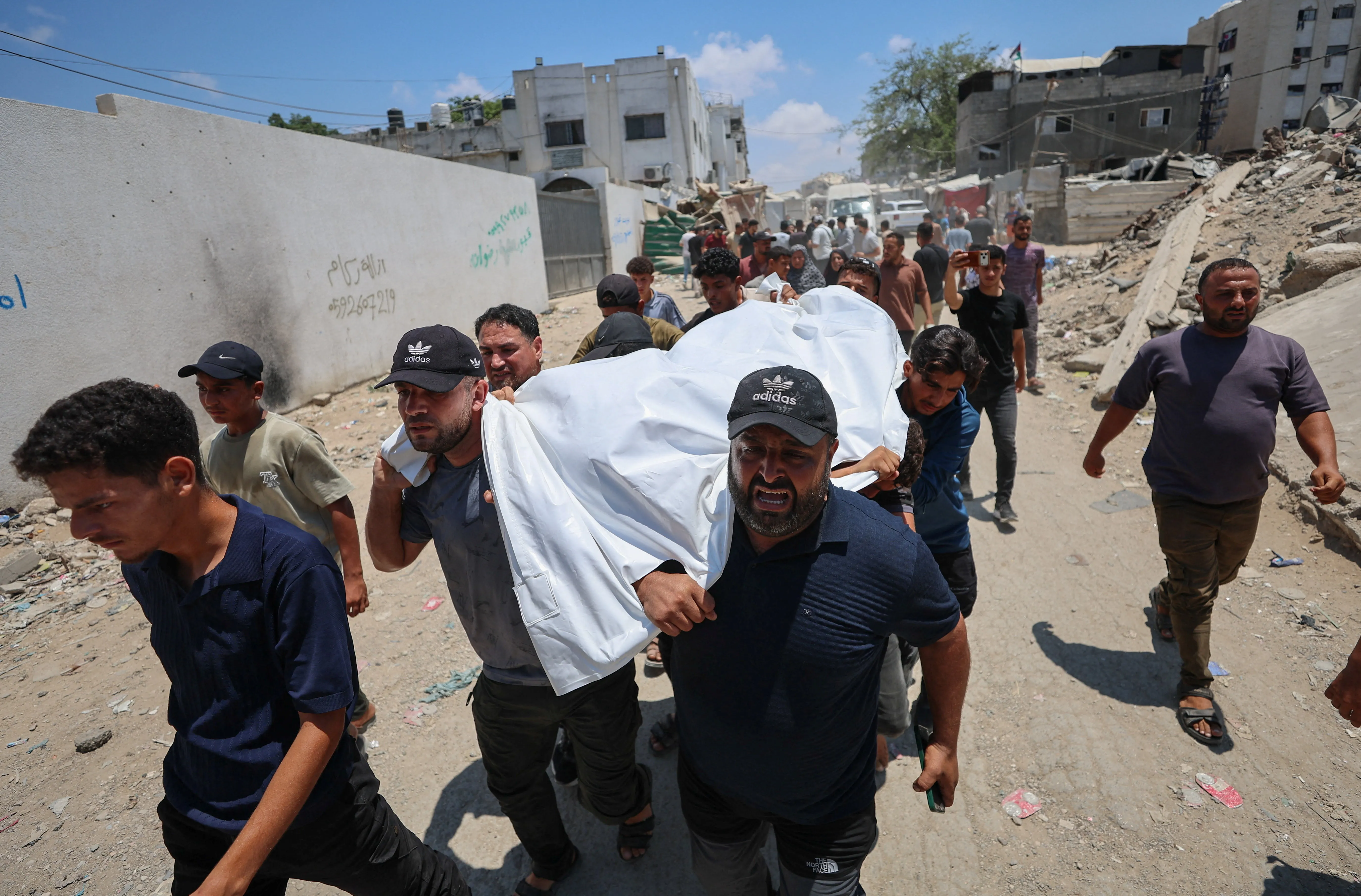 تصاعد العنف في فلسطين: شهيدان واعتقالات جديدة في الضفة