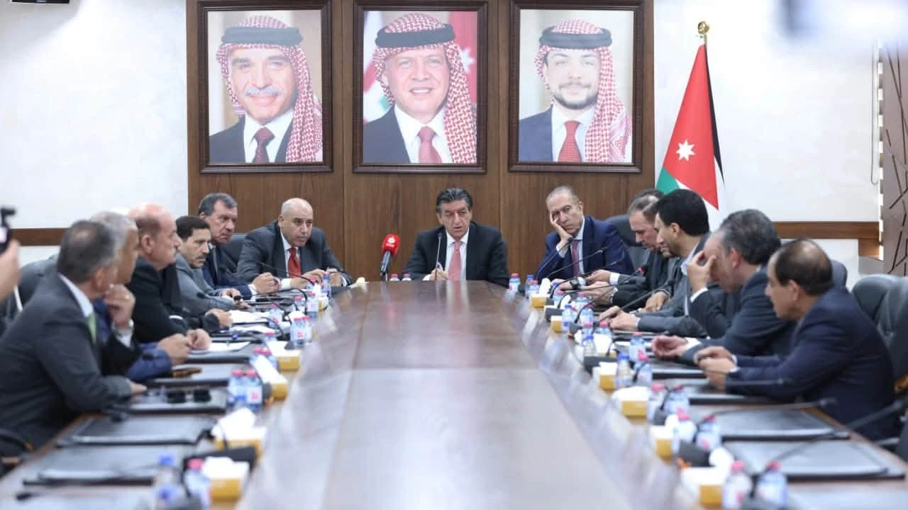 تعزيز التنسيق البرلماني والكتل النيابية في الدورة الاستثنائية