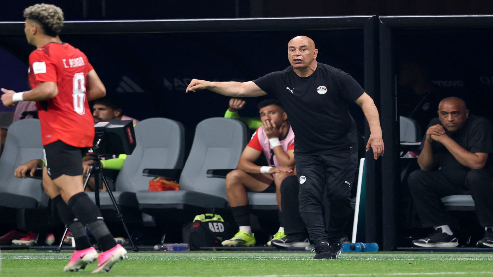 الاتحاد المصري يمدد عقد حسام حسن بعد نجاحات المونديال