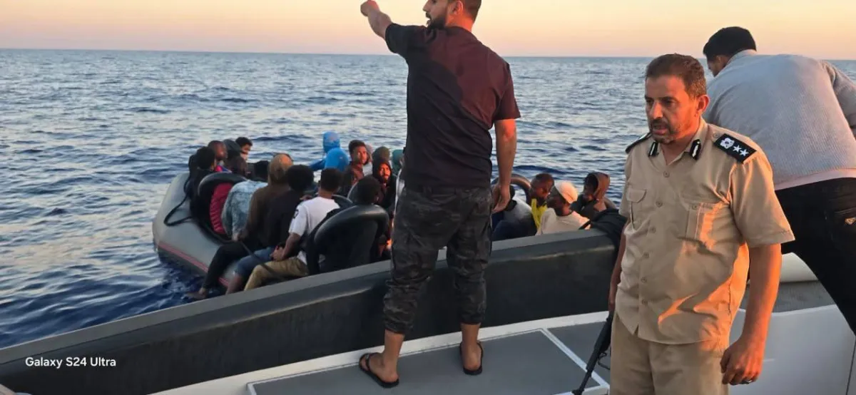 إنقاذ مجموعة من المهاجرين الأفارقة في البحر المتوسط قبالة السواحل الليبية