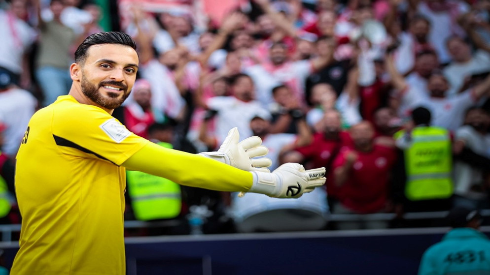انتقال وشيك لحارس مرمى المنتخب الوطني إلى الفيصلي السعودي
