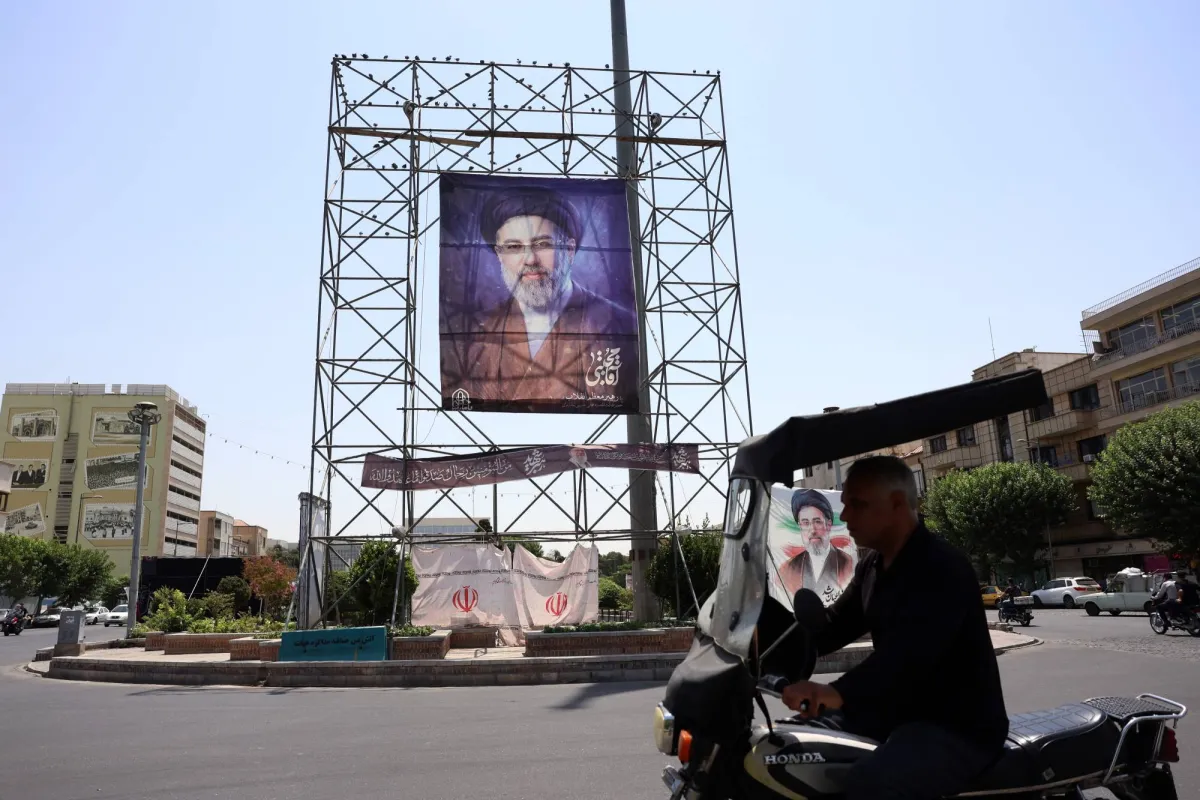 الغياب المستمر لمجتبى خامنئي يثير القلق في إيران
