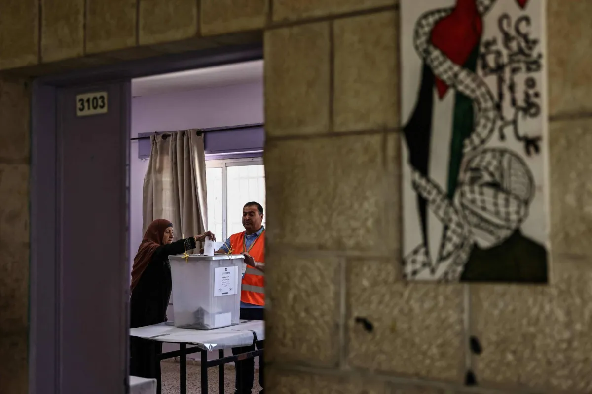 تحركات فلسطينية نحو انتخابات تشريعية في ظل دعم عربي ودولي