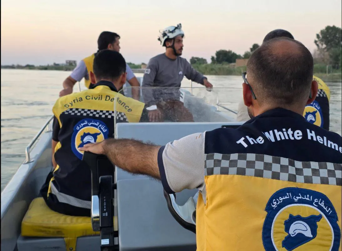 كارثة غرق زورق في نهر الفرات تسفر عن وفاة طفلين وإنقاذ 15 آخرين