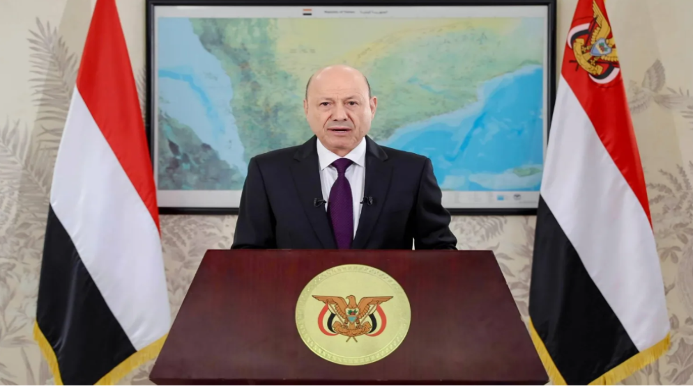 تطورات جديدة في الصراع اليمني بعد استهداف مطار صنعاء