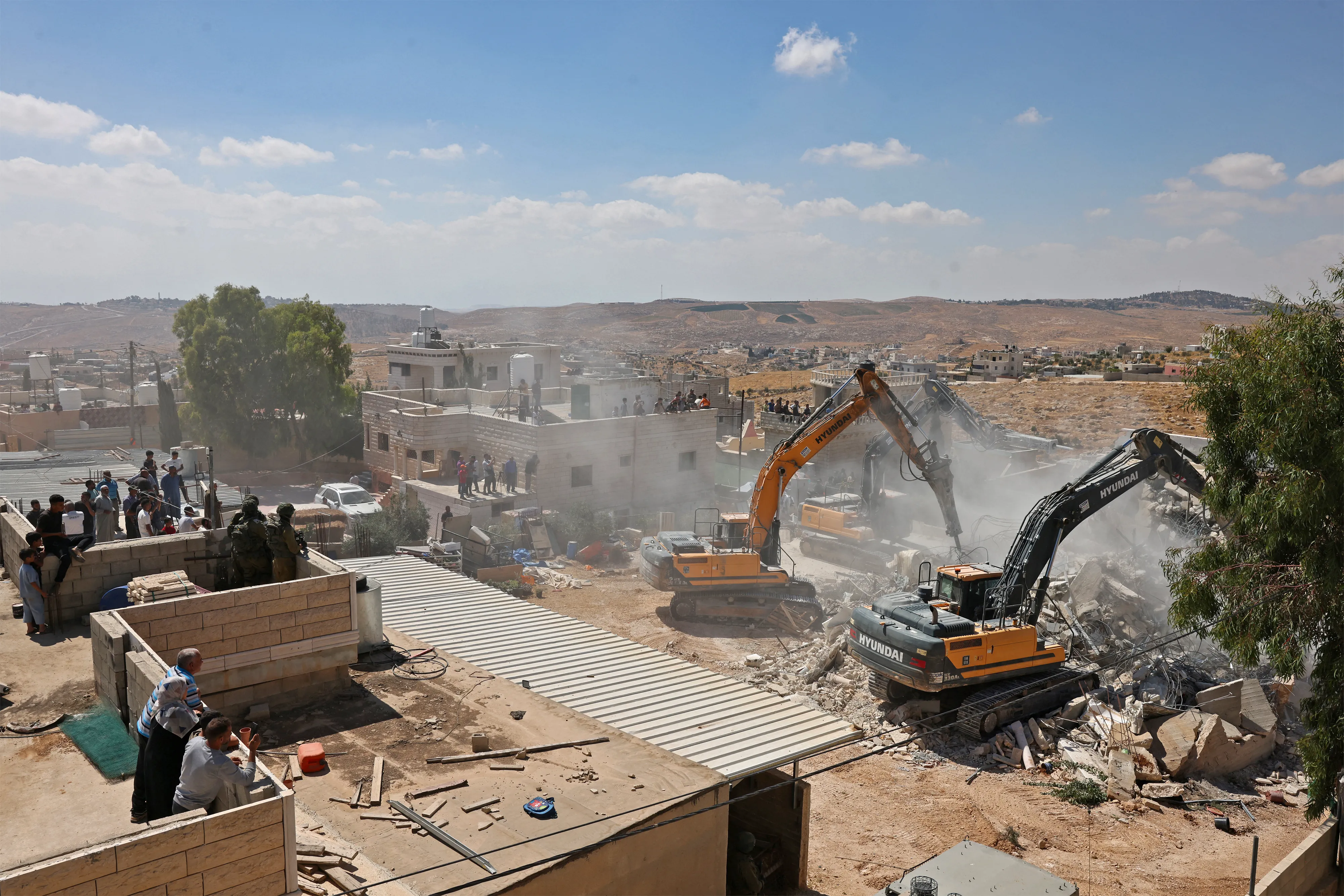 تصاعد الاعتداءات الإسرائيلية في الضفة الغربية وتهجير الفلسطينيين