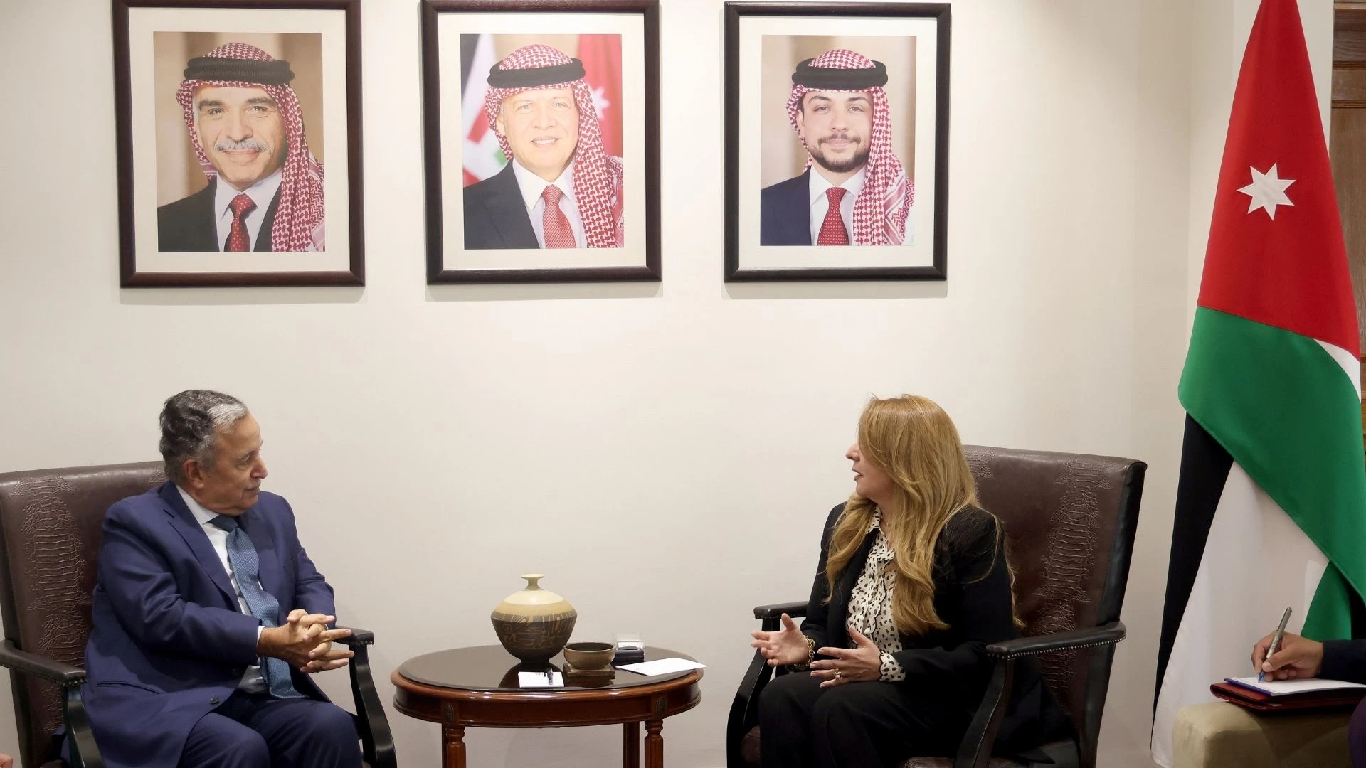 تعزيز التعاون العربي في لقاء وزيرة الخارجية مع أمين عام جامعة الدول العربية