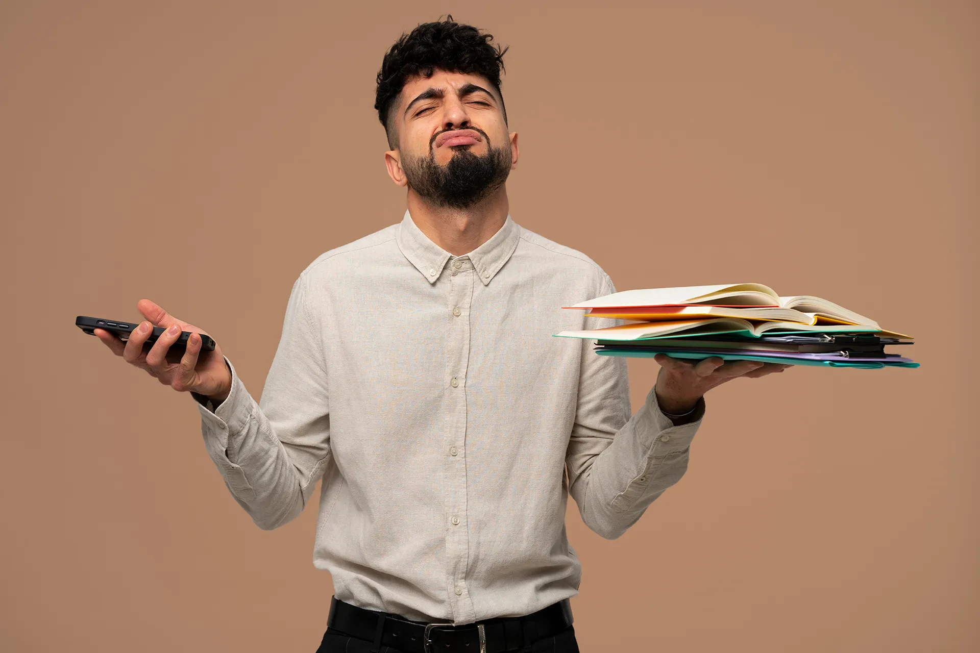 هل تدمر الهواتف الذكية ذاكرتك؟ حقيقة الخرف الرقمي وكيف تحمي عقلك
