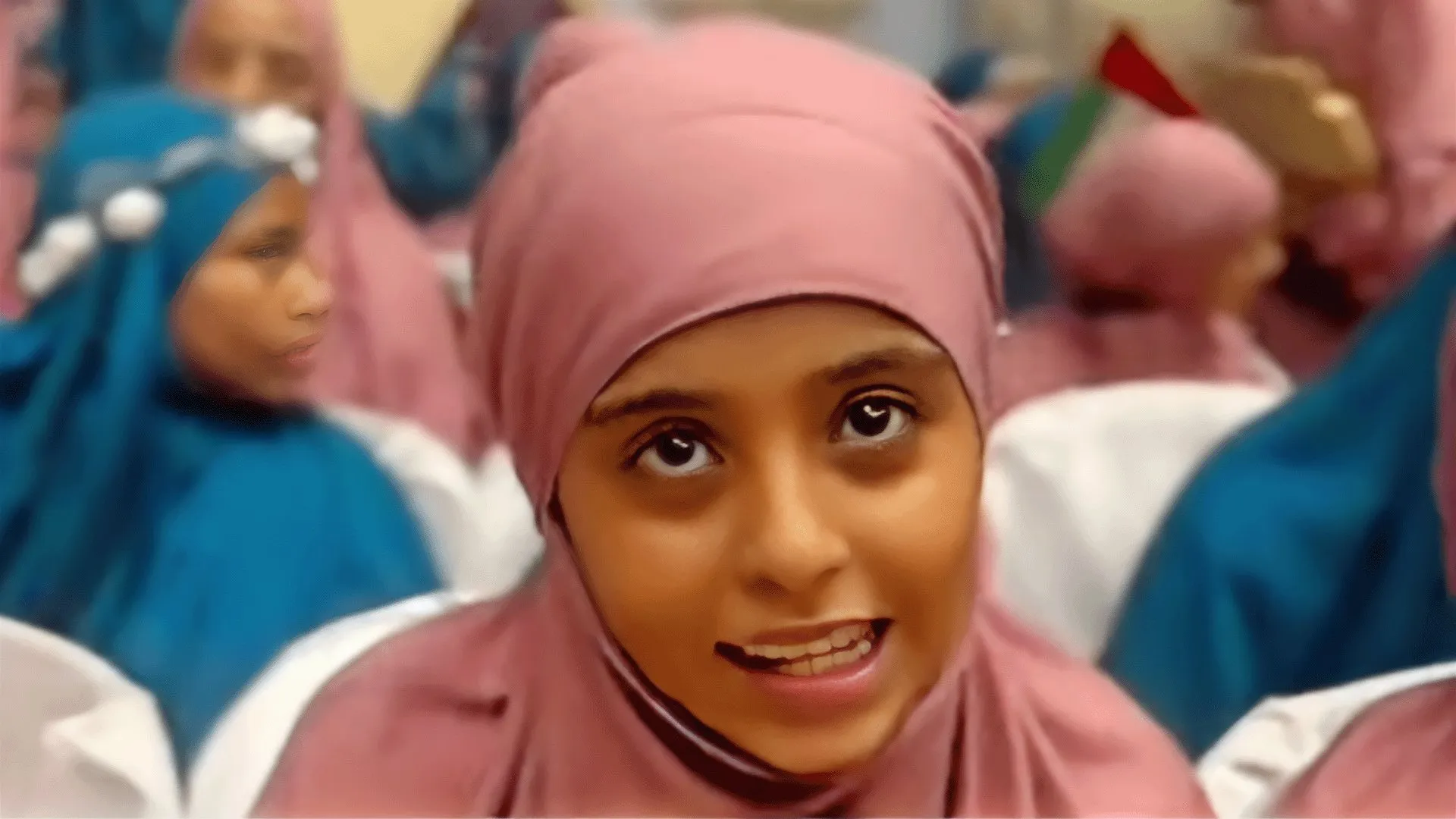 حبيبة ابو عجوة تضرب اروع الامثلة في الصبر وحفظ القران الكريم