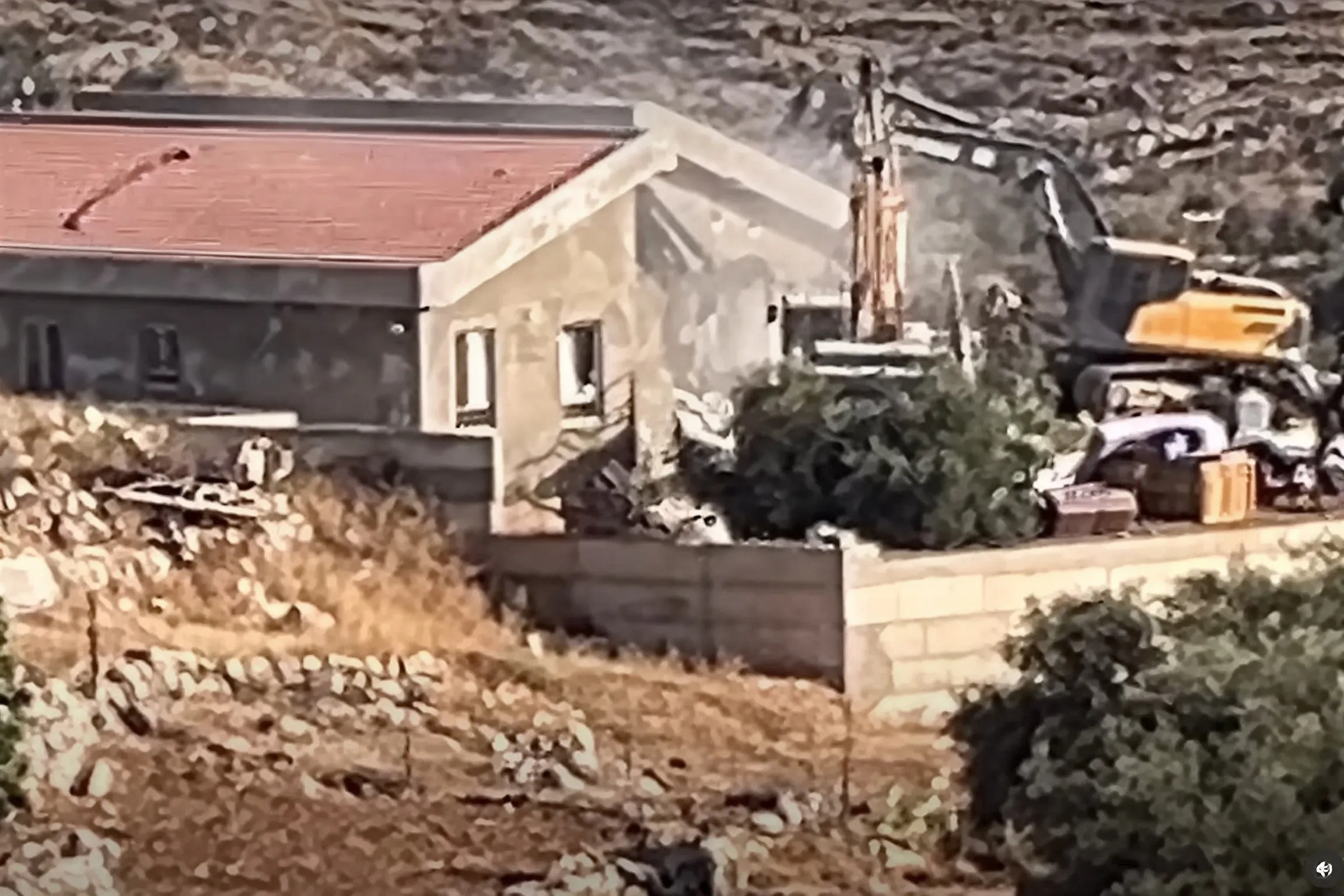 موجة هدم وتصعيد عسكري تضرب الضفة الغربية وتطال منازل وممتلكات الفلسطينيين