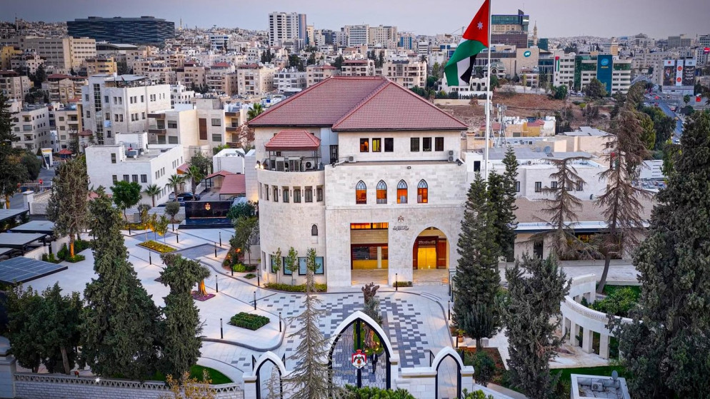 قفزة في وتيرة العمل الحكومي لتنفيذ مشاريع رؤية التحديث الاقتصادي