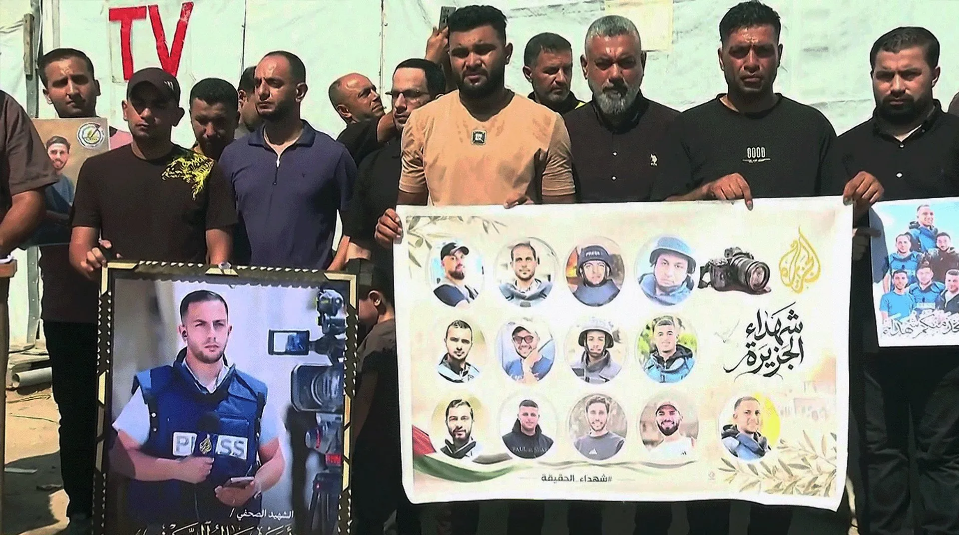 صوت الحقيقة لا يغيب.. غزة تحيي ذكرى انس الشريف ورفاقه في يوم الوفاء للكلمة