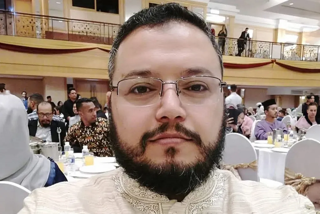 غموض يلف مصير ناشط فلسطيني بعد ترحيله من اندونيسيا الى قبرص