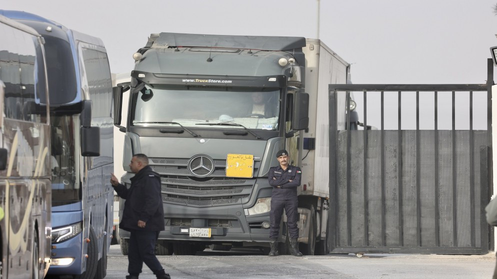 طفرة في قطاع النقل البري وتصاعد قياسي لحركة الشحن