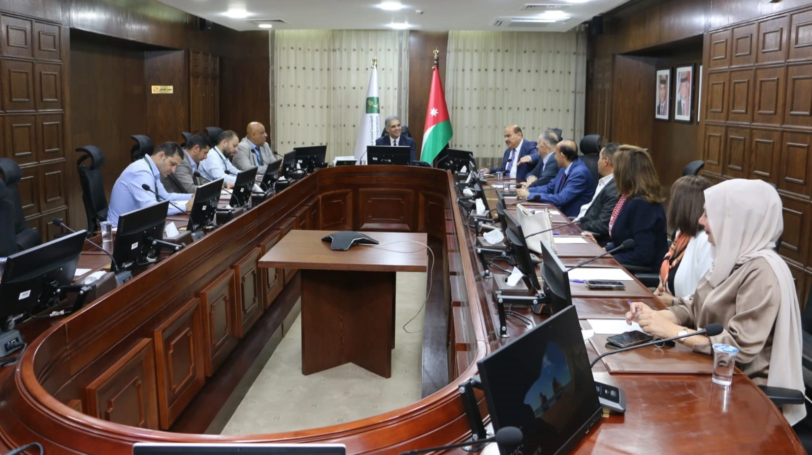 مظلة الضمان الاجتماعي تلاحق طموحات الاردنيين في الخارج