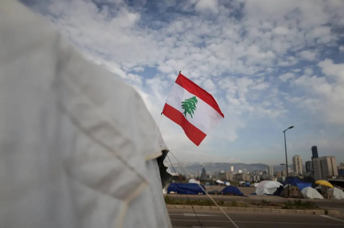 الاقتصاد اللبناني في مهب الريح.. كيف اطاح الصراع بفرص التعافي المالي؟
