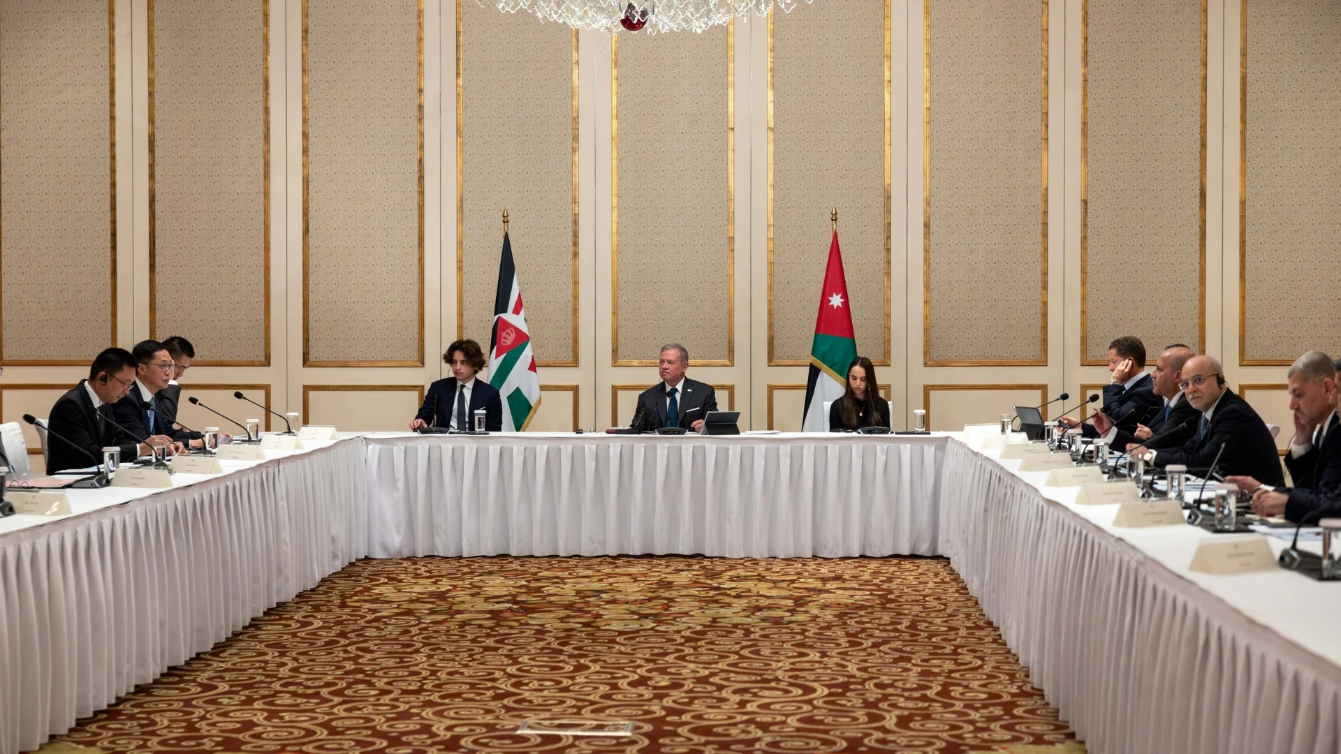 الملك يفتح افاق الاستثمار مع كبرى الشركات الصينية في شنغهاي