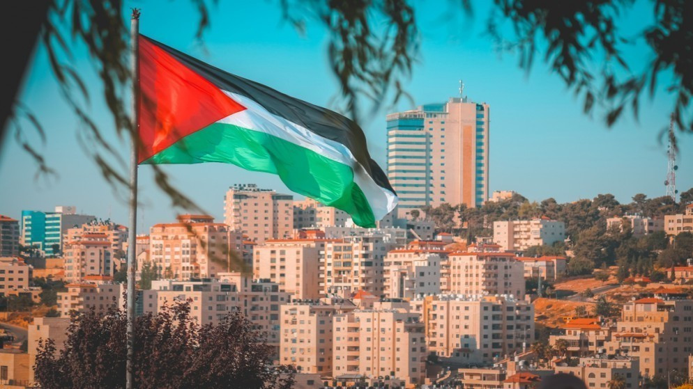 حسين الشيخ يحسم الجدل حول الانتخابات الفلسطينية ويؤكد ثوابت القدس وغزة