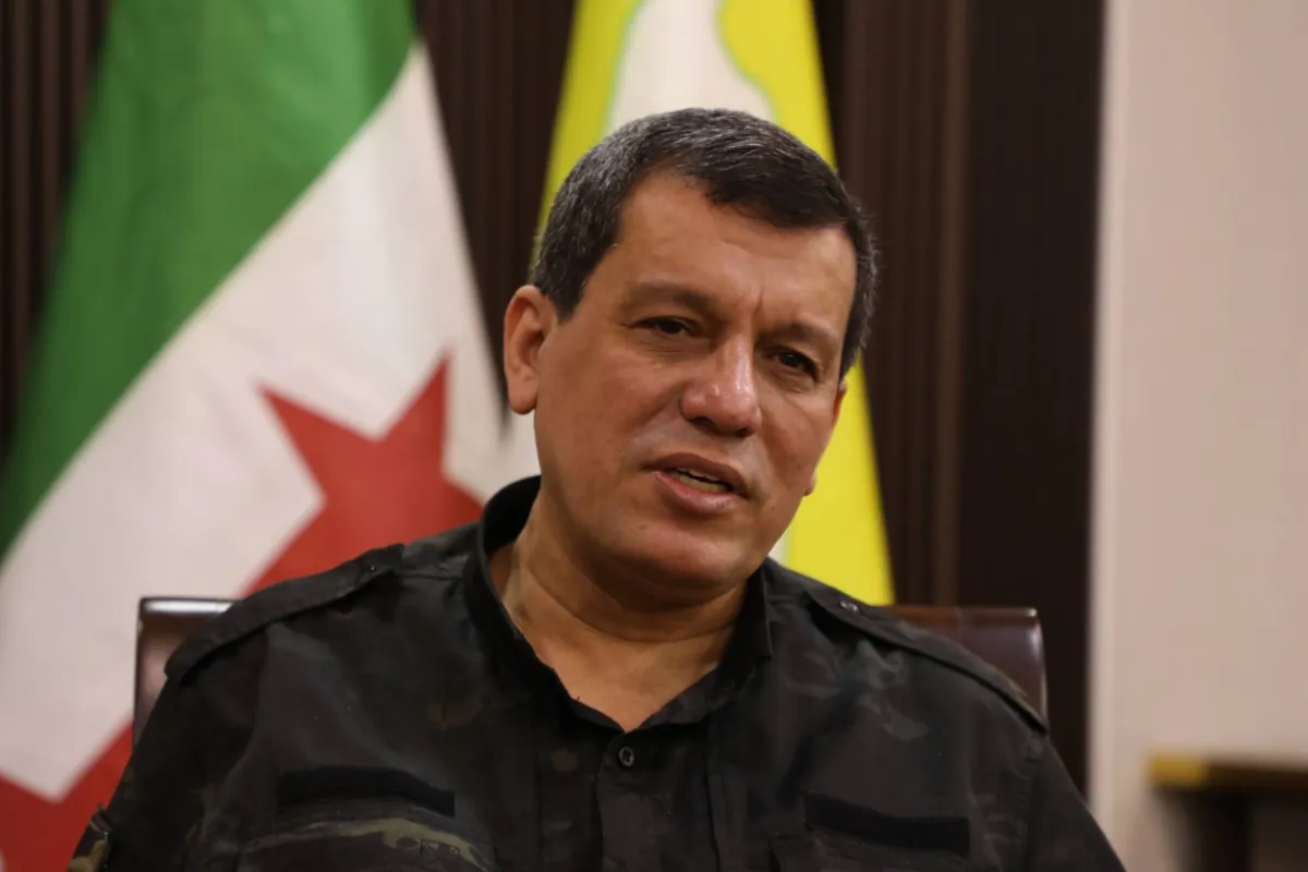 تحول تاريخي في سوريا مظلوم عبدي يعلن حل قوات سوريا الديمقراطية واندماجها الكامل