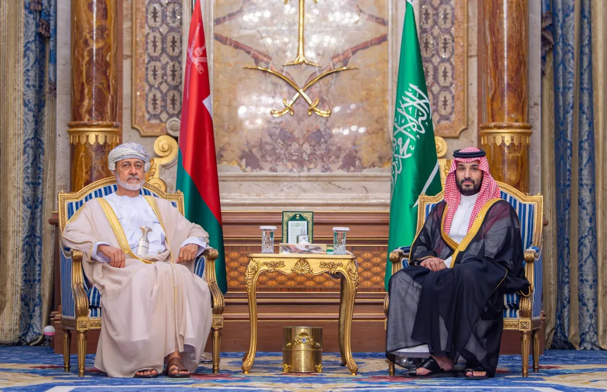 تنسيق سعودي عماني رفيع المستوى لتعزيز استقرار المنطقة