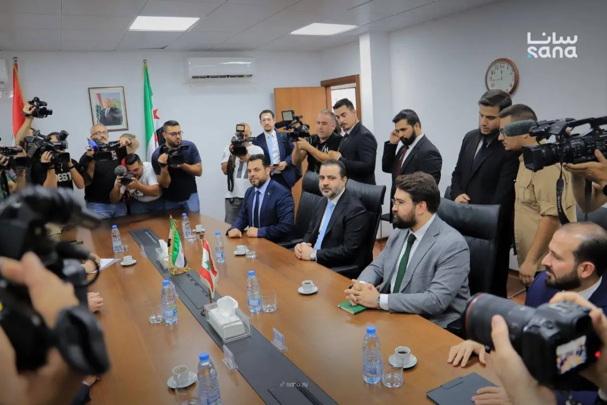 ملاحقات امنية عابرة للحدود دمشق تضغط لتسليم المطلوبين من فلول النظام في لبنان