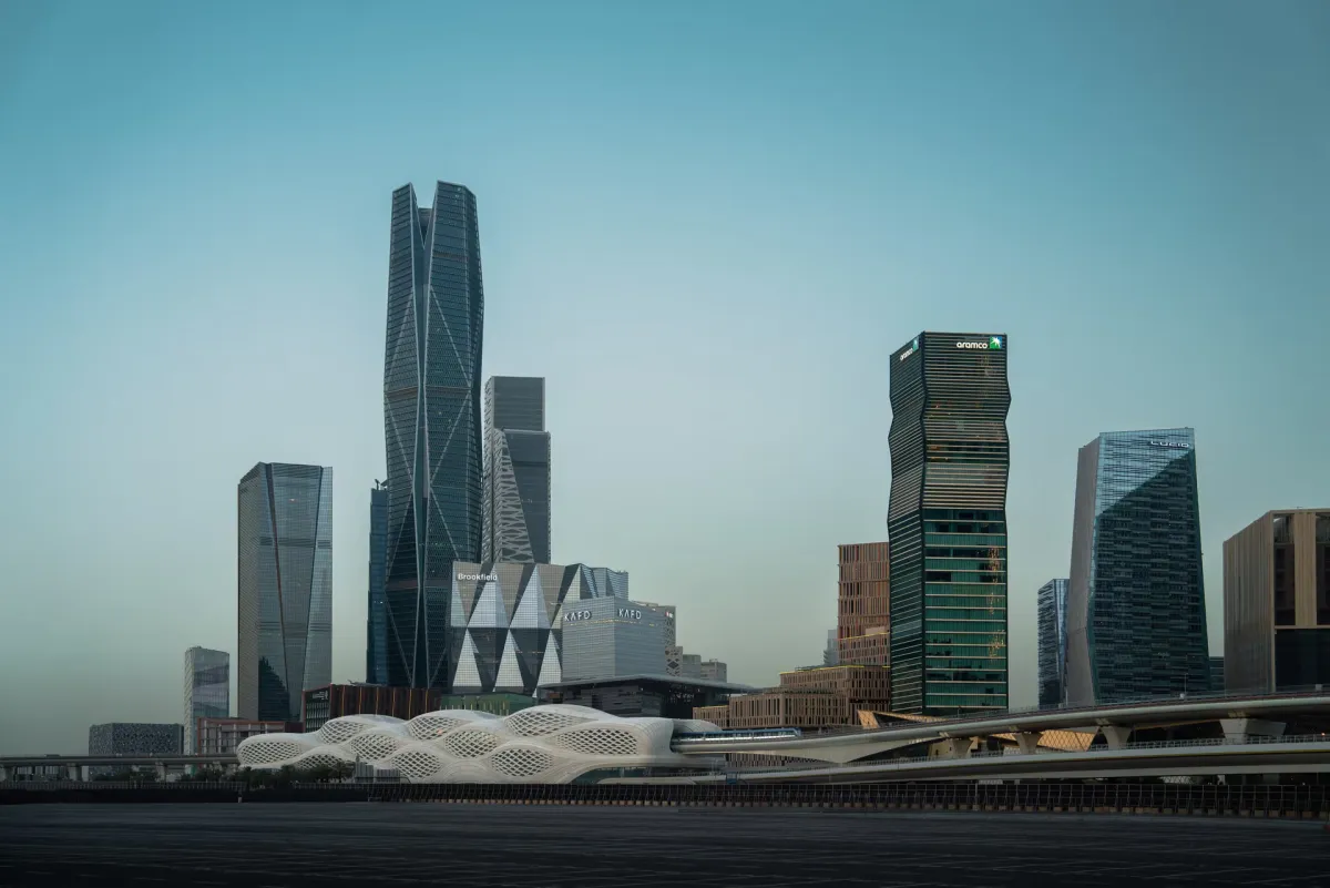 سباق التمويل في السعودية.. كيف تقود الصكوك والديون طموحات الاقتصاد الوطني