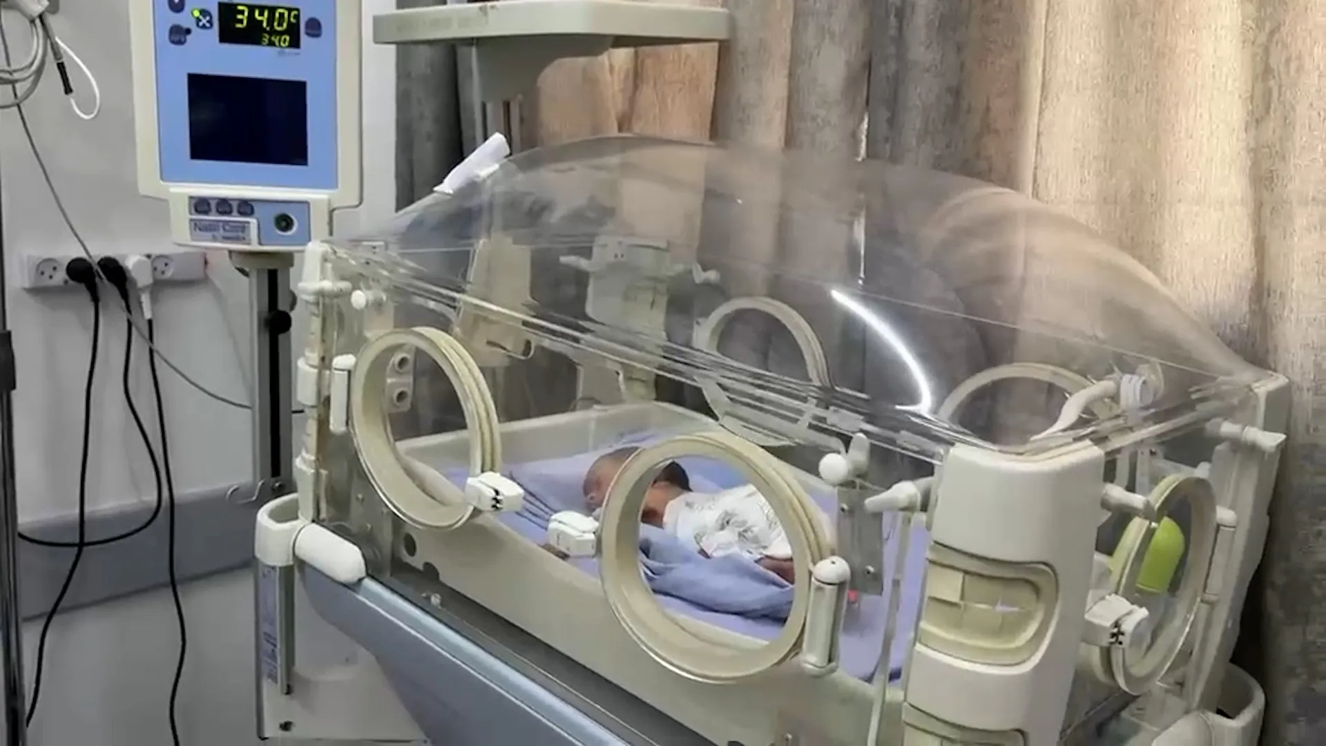 ازمة زيوت المولدات في غزة تهدد حياة الاطفال وتشل حركة الحياة
