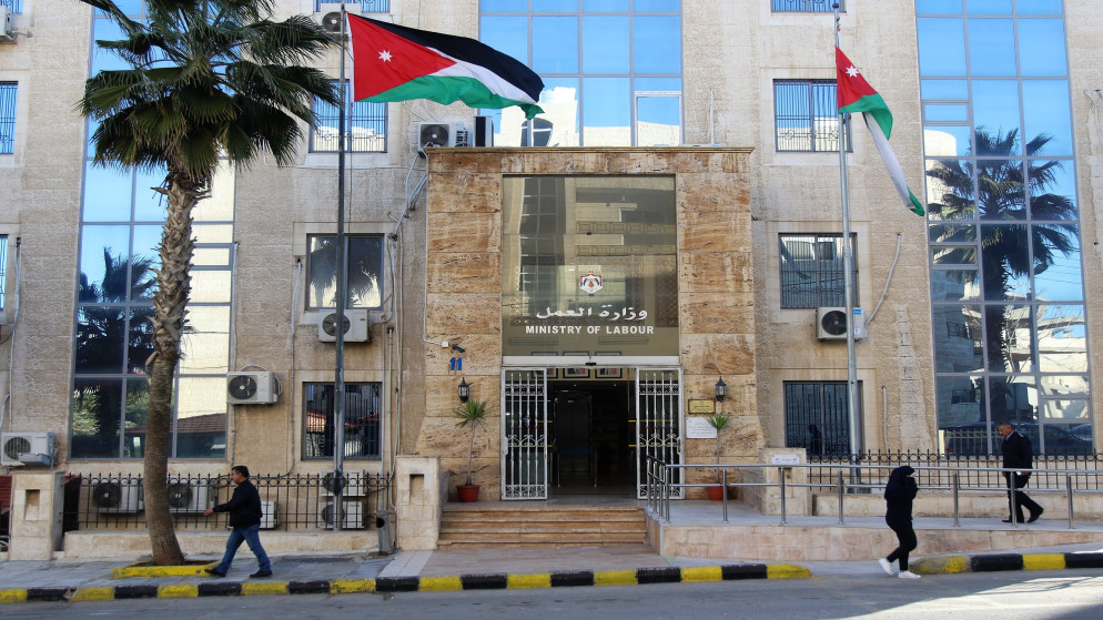 تفاصيل حقوق معلمي المدارس الخاصة في عقد العمل الموحد
