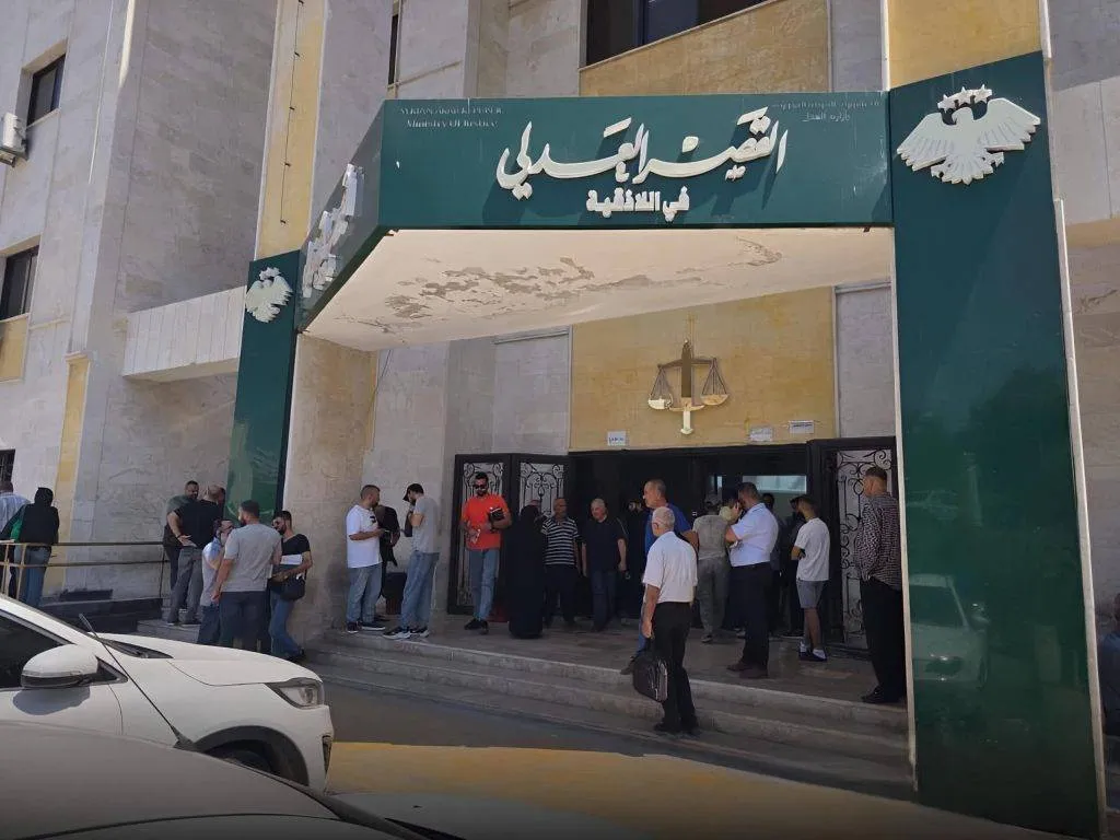 جريمة ثار مروعة تهز اروقة القصر العدلي في اللاذقية