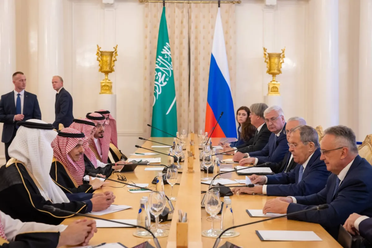 تنسيق سعودي روسي رفيع المستوى لتعزيز الاستقرار الاقليمي والدولي
