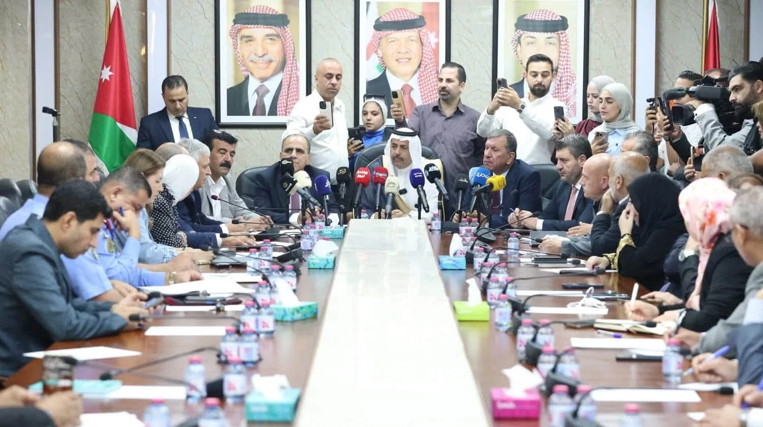 تحركات نيابية عاجلة لإنصاف كباتن التوصيل وسائقي السفريات وتطوير رخص القيادة