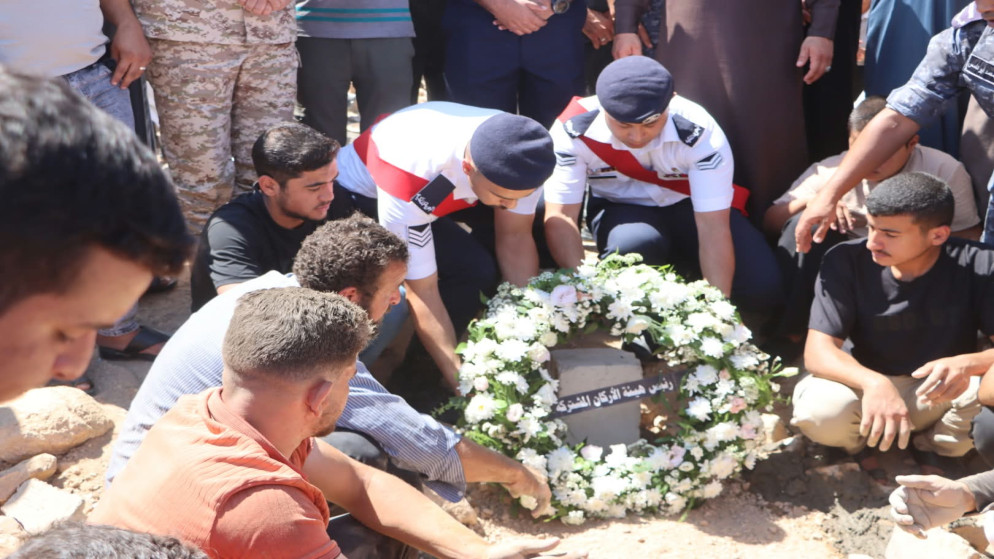 وداع مهيب لشهداء الواجب في الاردن بعد حادث سير اليم