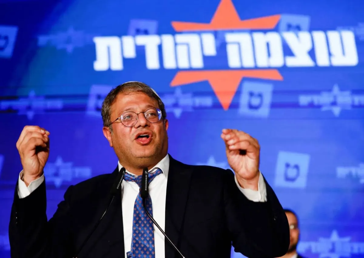 استفزاز جديد من بن غفير عبر توثيق انتهاكات بحق الاسرى الفلسطينيين