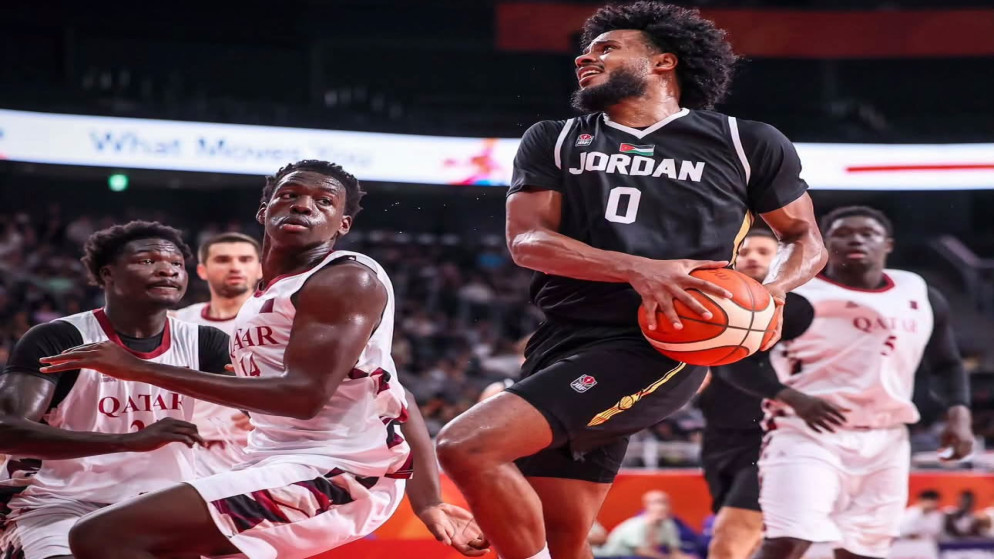 فوز ثمين لمنتخب كرة السلة على قطر في طريقه نحو الصدارة