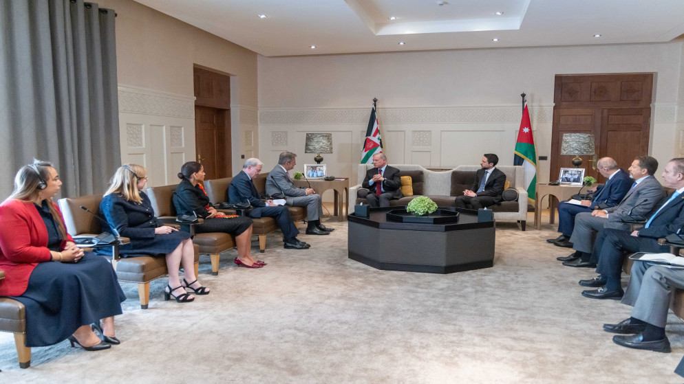 العاهل الاردني يعزز الشراكة مع فرنسا لدعم استقرار لبنان