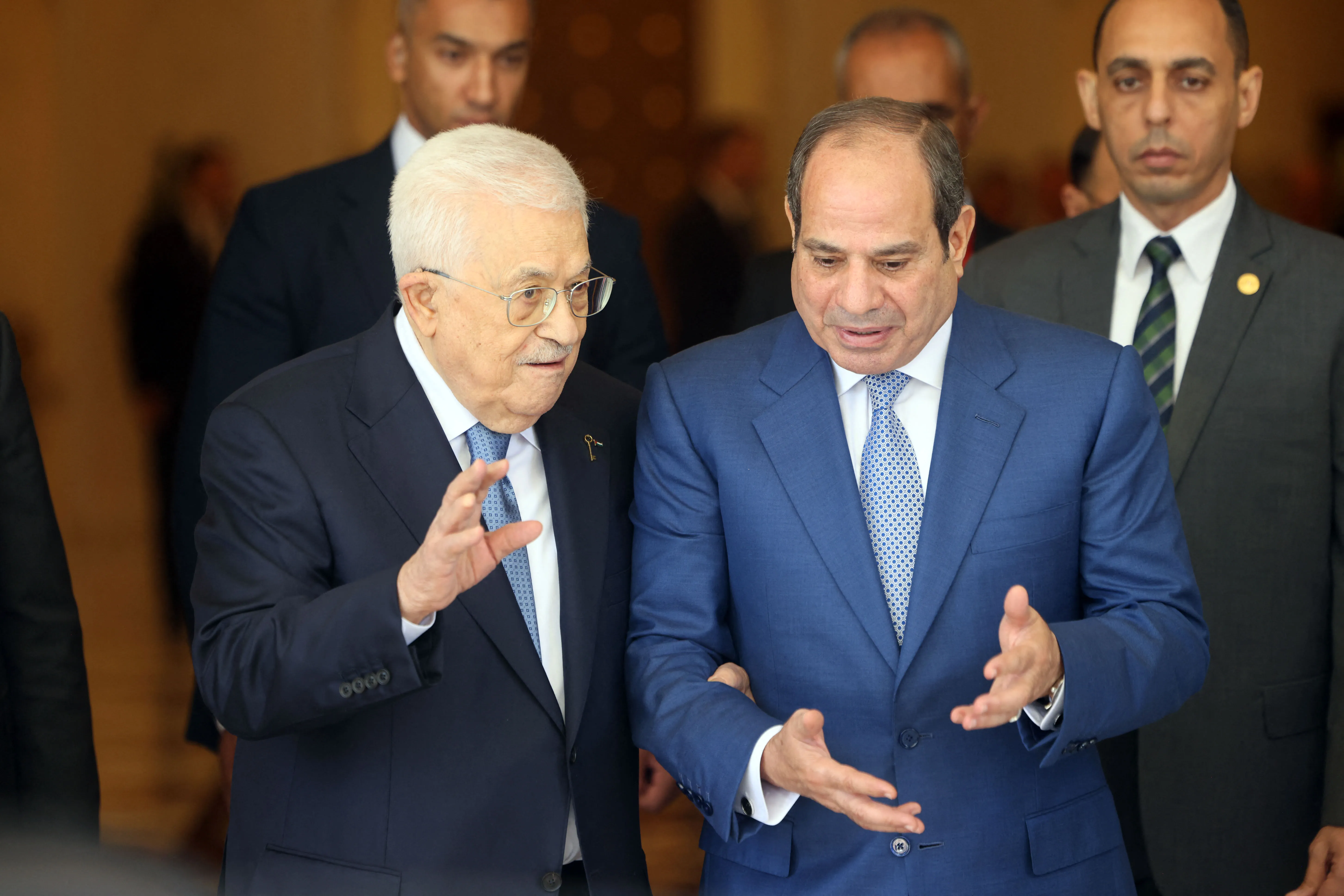 موقف مصري حازم تجاه تهجير الفلسطينيين في لقاء السيسي وعباس بالقاهرة