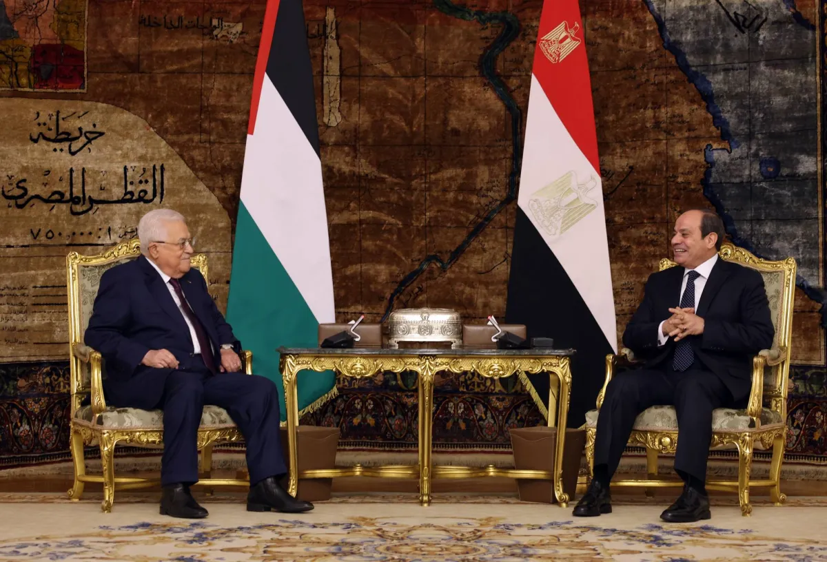 القاهرة تجدد رفضها القاطع لتهجير الفلسطينيين وتدعم قيام الدولة المستقلة