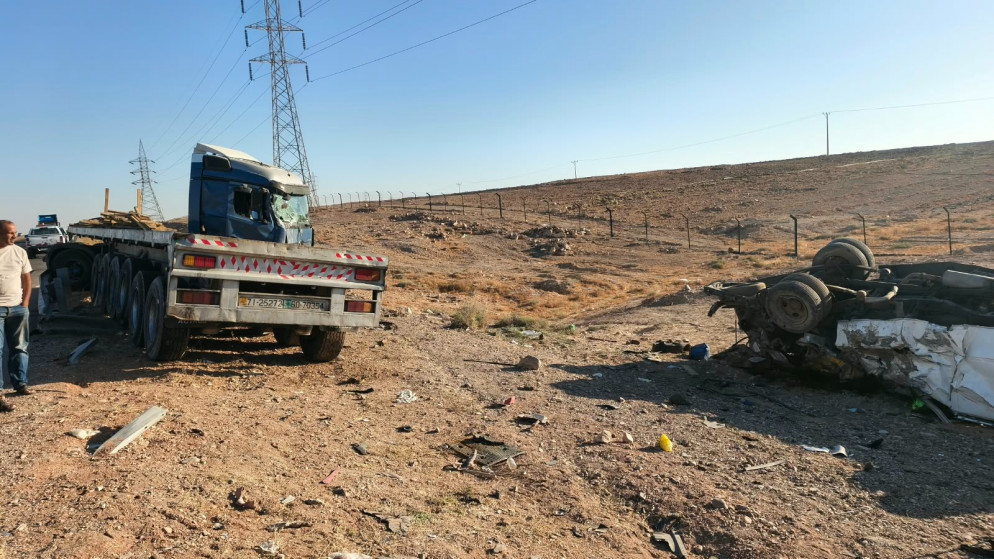 ولي العهد يواسي ذوي ضحايا حادث الطريق الصحراوي المؤلم