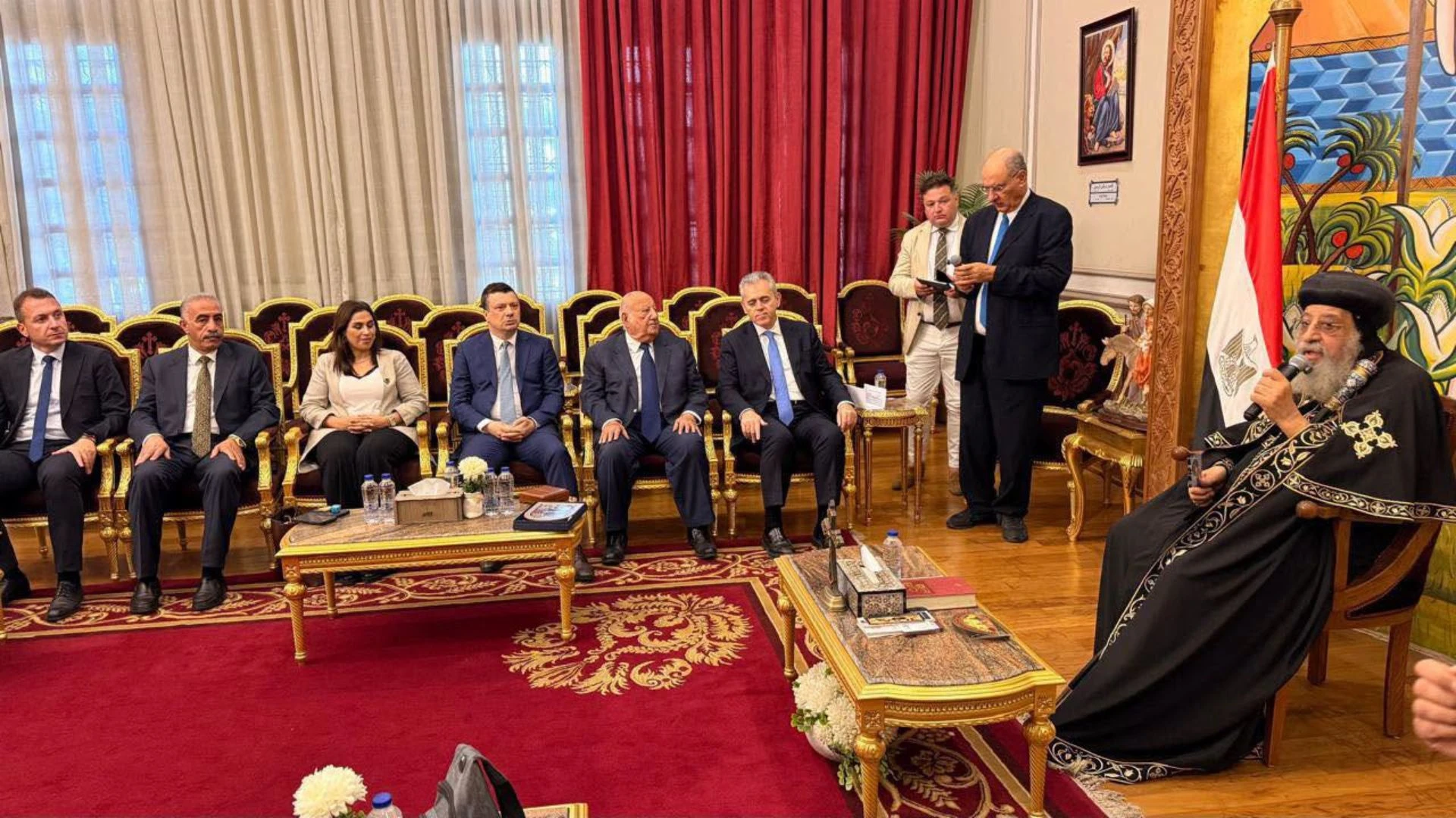 مباحثات برلمانية لتعزيز السياحة الدينية بين الاردن ومصر