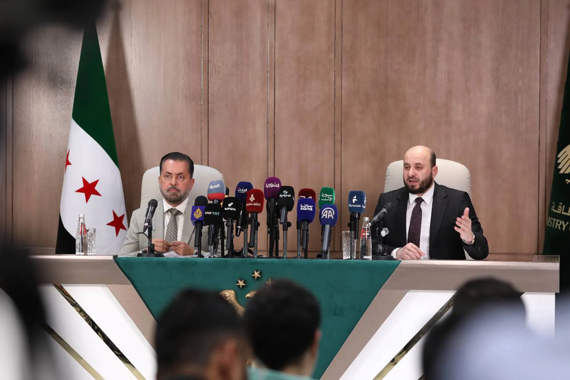 حلول حكومية جديدة لضبط اسعار المازوت في سوريا مع تفعيل المصافي المحلية