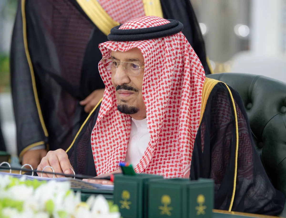 استهداف مكة استفزاز لمشاعر المسلمين وادانة ملكية حازمة