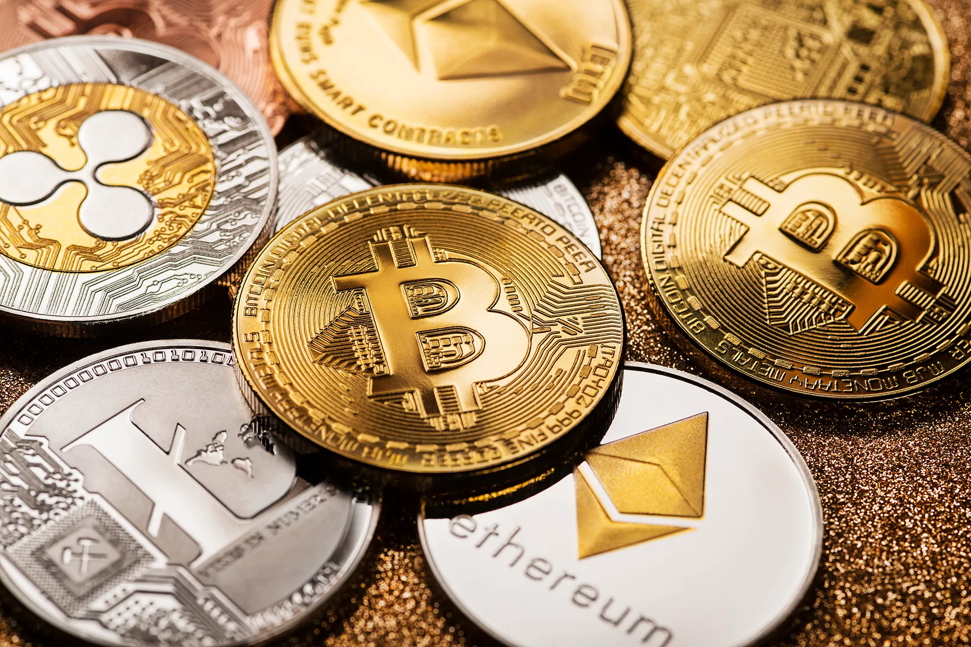 ثورة العملات المشفرة.. كيف يغير المال الرقمي وجه الاقتصاد العالمي بعيدا عن سيطرة البنوك