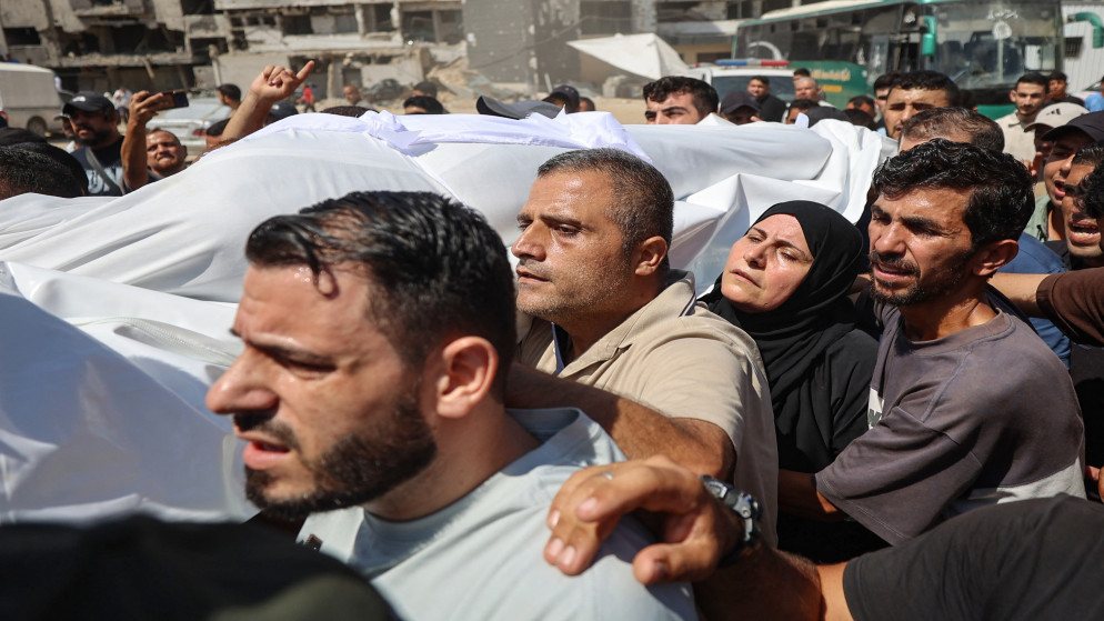 تصعيد عسكري في غزة واغتيال قيادي في حركة حماس